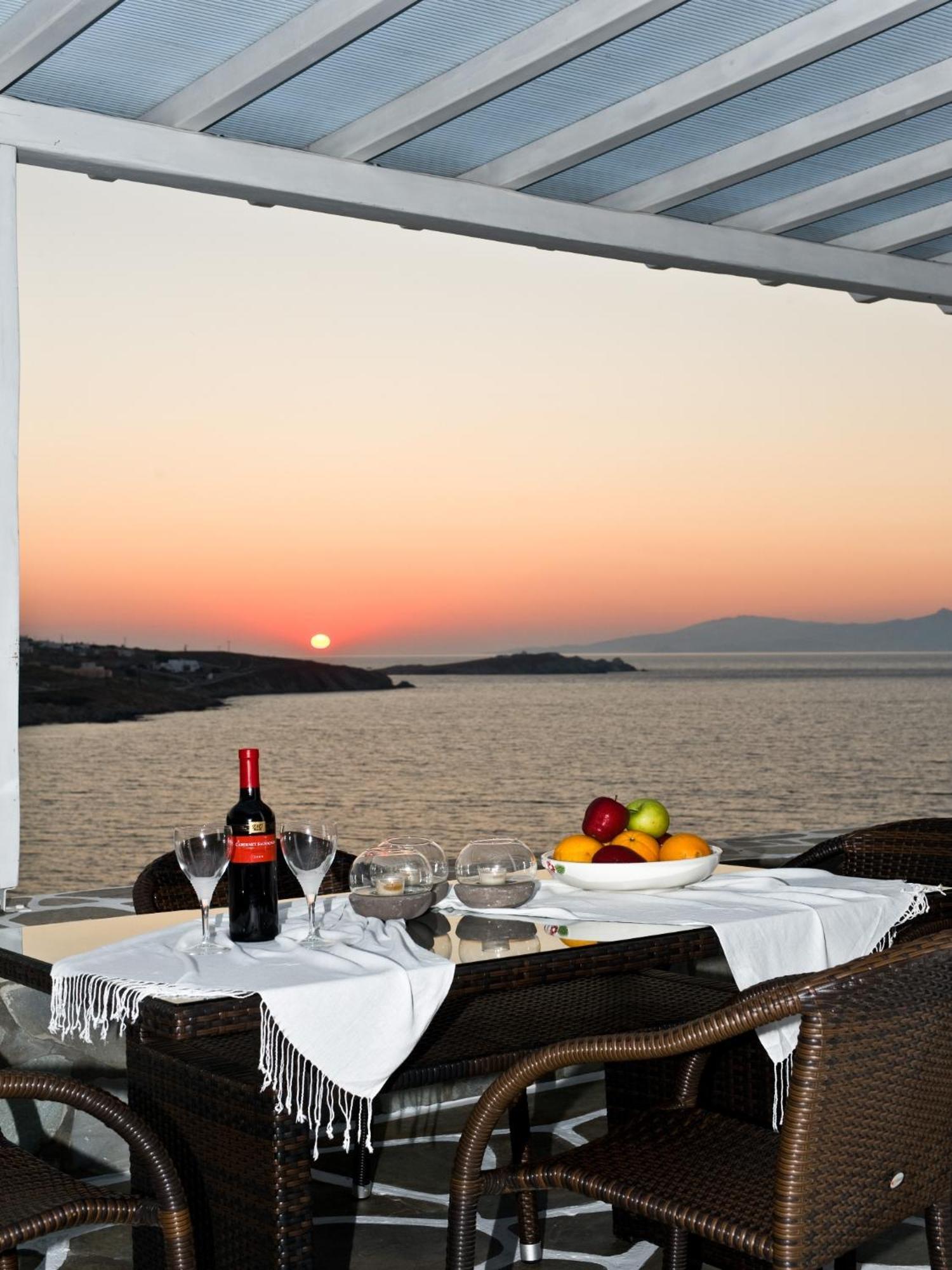 Vana Holidays Ornos  Ngoại thất bức ảnh